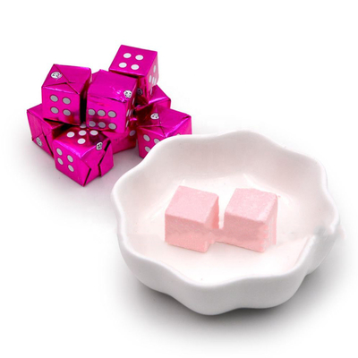 Kẹo sữa Cube Viên nén cứng Kẹo OEM Halal Hương vị dâu ngọt